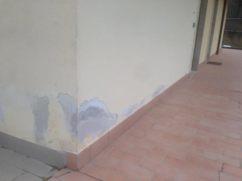 Proteggere i muri dall'umidità di risalita